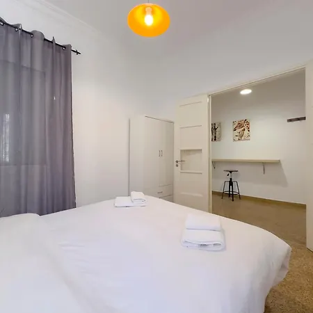 Soho Front 55sqm Apt In