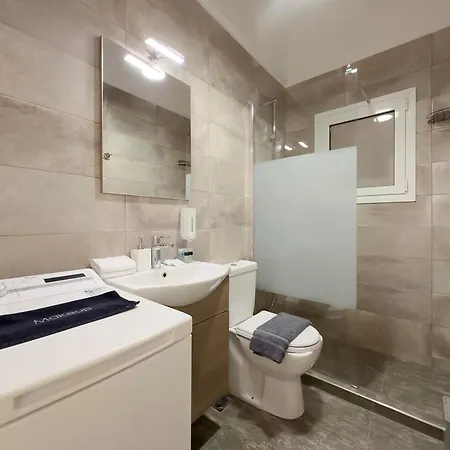 Soho Front 55sqm Apt In
